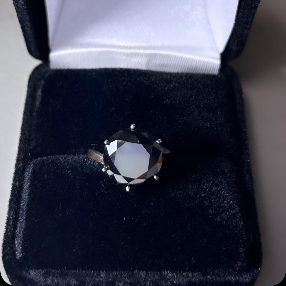 Elegant Silver Women's Ring